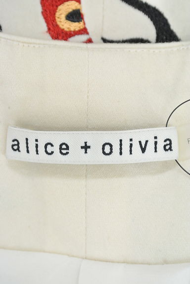 alice+olivia（アリスオリビア）アウター買取実績のブランドタグ画像