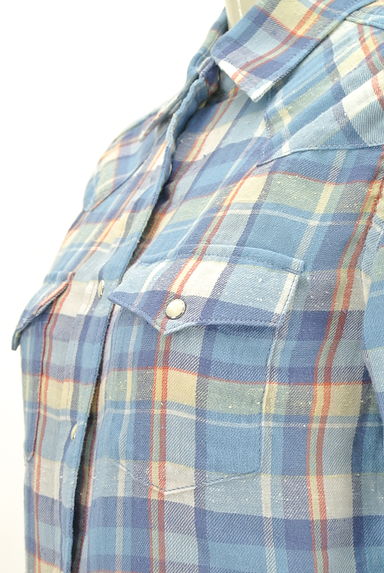 AMERICAN RAG CIE（アメリカンラグシー）の古着「チェック柄長袖シャツ（カジュアルシャツ）」大画像４へ