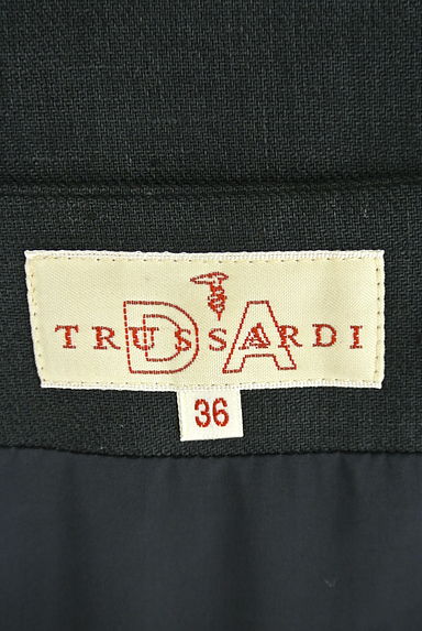 TRUSSARDI（トラサルディ）の古着「ミディ丈シンプルフレアスカート（ミニスカート）」大画像６へ
