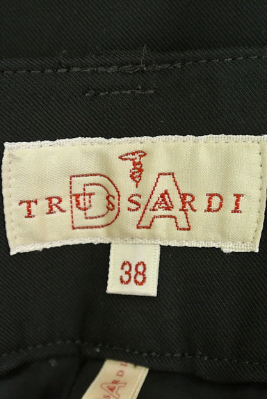 TRUSSARDI（トラサルディ）の古着「センタープレステーパードパンツ（パンツ）」大画像６へ