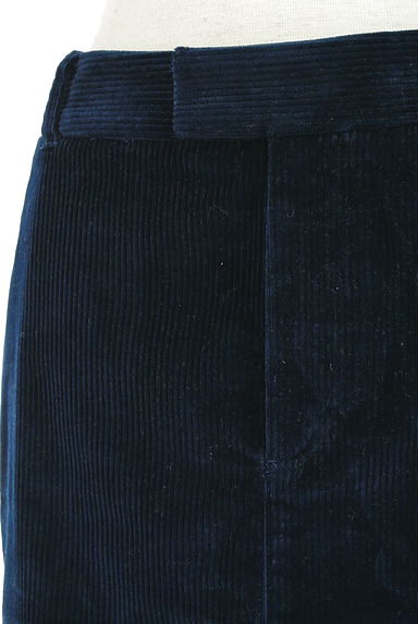 A.P.C.（アーペーセー）の古着「コーデュロイひざ丈タイトスカート（スカート）」大画像４へ