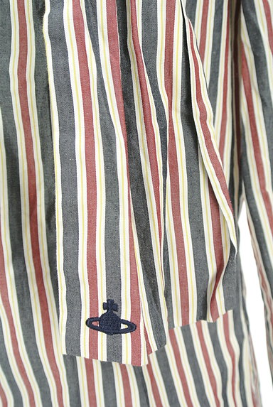 Vivienne Westwood（ヴィヴィアンウエストウッド）の古着「ボリューム襟ストライプ柄シャツ（カジュアルシャツ）」大画像５へ