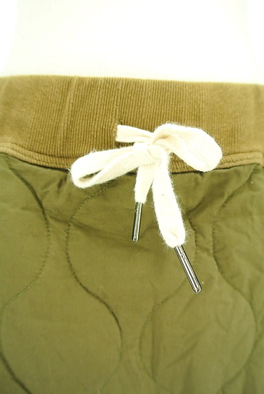 CUBE SUGAR（キューブシュガー）の古着「中綿キルティングロングスカート（ロングスカート・マキシスカート）」大画像４へ