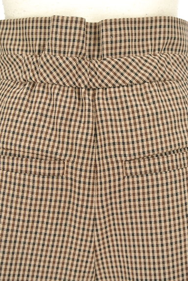 UNITED ARROWS（ユナイテッドアローズ）の古着「ハイウエストタックチェック柄パンツ（パンツ）」大画像５へ