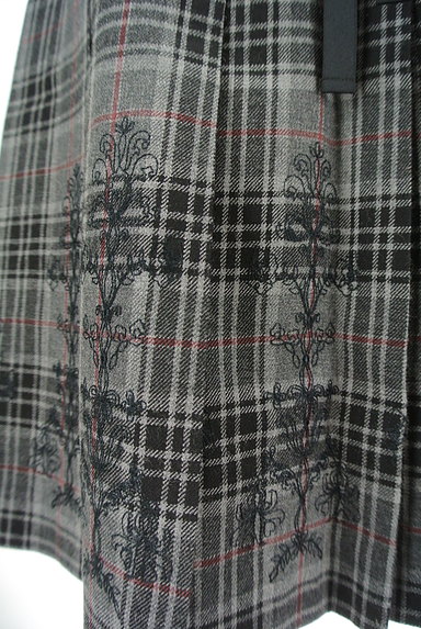 LYON（リヨン）の古着「チェック＆刺繍ウールスカート（スカート）」大画像５へ