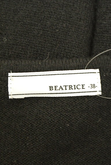 BEATRICE（ベアトリス）の古着「フリルラインＶネックニット（カットソー・プルオーバー）」大画像６へ
