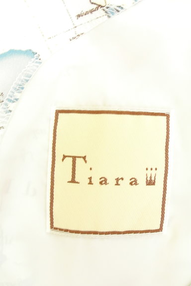 Tiara（ティアラ）の古着「フィットフレア総柄ワンピース（ワンピース・チュニック）」大画像６へ