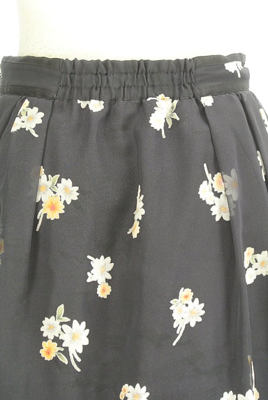 Rirandture（リランドチュール）の古着「ベロア花柄フレアミニスカート（ミニスカート）」大画像５へ