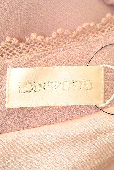 LODISPOTTO（ロディスポット）の古着「パール付き七分袖タックフレアワンピース（ワンピース・チュニック）」大画像６へ