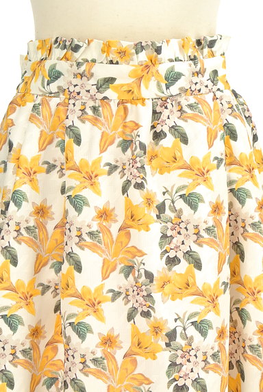 YECCA VECCA（イェッカヴェッカ）の古着「カラー花柄フレアミモレスカート（スカート）」大画像４へ