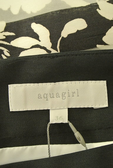 aquagirl（アクアガール）の古着「ボーダー×花柄タイトスカート（スカート）」大画像６へ