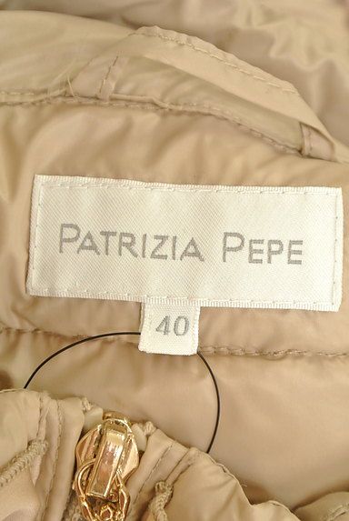 PATRIZIA PEPE（パトリッツィアペペ）の古着「フリルダウンジャケット（ダウンジャケット・ダウンコート）」大画像６へ