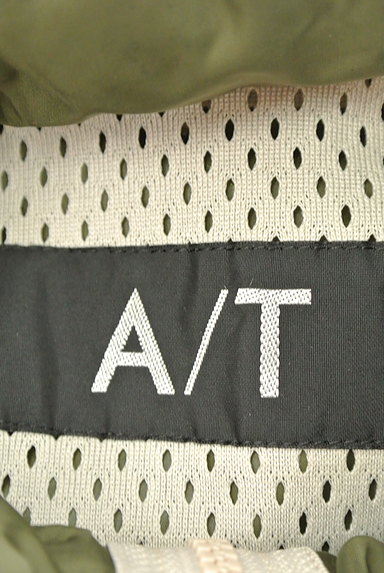 A.T（エーティー）の古着「フード収納マウンテンパーカー（ブルゾン・スタジャン）」大画像６へ