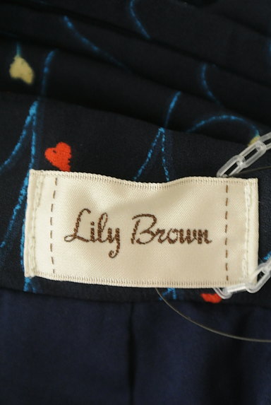 Lily Brown（リリーブラウン）の古着「ハート柄プリントショート丈コンビネゾン（コンビネゾン・オールインワン）」大画像６へ