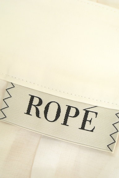 ROPE（ロペ）の古着「たっぷりフレアシルエットの白スカート（ロングスカート・マキシスカート）」大画像６へ
