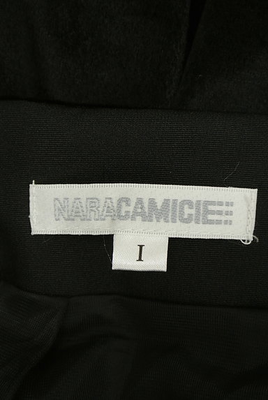 NARA CAMICIE（ナラカミーチェ）の古着「ベロア調フレア黒スカート（スカート）」大画像６へ
