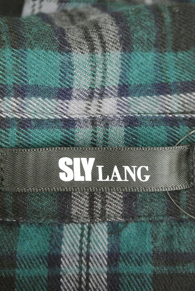 SLY（スライ）の古着「オーバーサイズのチェック柄シャツ（カジュアルシャツ）」大画像６へ