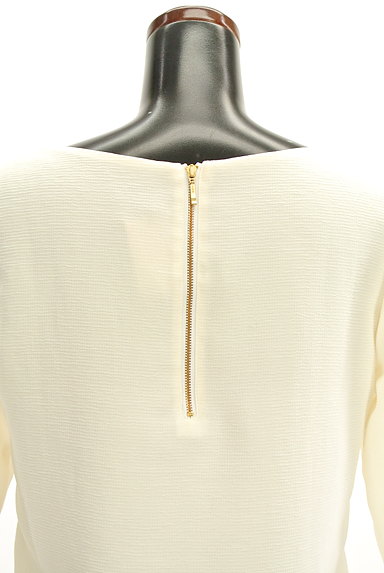 Ouvrage Classe（ウヴラージュクラス）の古着「裾オーガンジーフリル七分袖カットソー（カットソー・プルオーバー）」大画像５へ