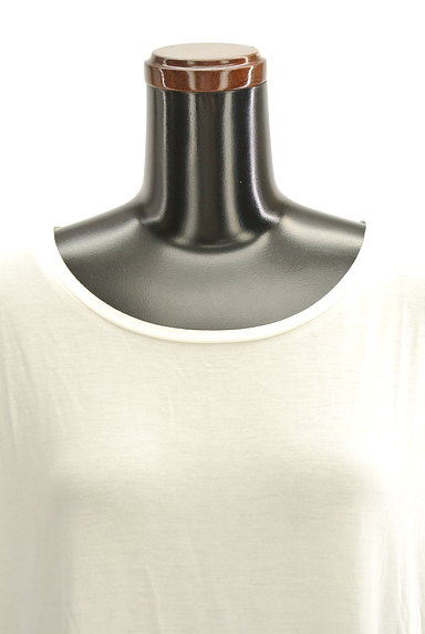 AZUL by moussy（アズールバイマウジー）の古着「ゆったりフレンチ半袖白カットソー（カットソー・プルオーバー）」大画像４へ