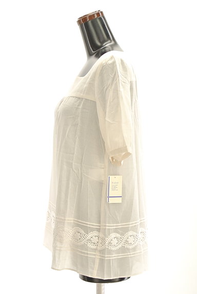 Te chichi（テチチ）の古着「透けシフォン裾刺繍カットソー。（カットソー・プルオーバー）」大画像３へ