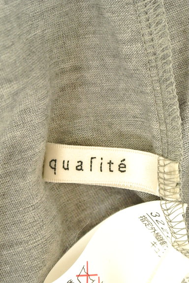 qualite（カリテ）の古着「Ｖネックドレープカットソー（カットソー・プルオーバー）」大画像６へ