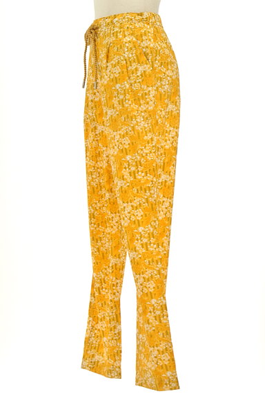GALLARDAGALANTE（ガリャルダガランテ）の古着「花柄×ストライプカラーパンツ（パンツ）」大画像３へ