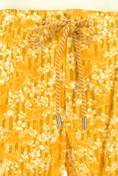 GALLARDAGALANTE（ガリャルダガランテ）の古着「花柄×ストライプカラーパンツ（パンツ）」大画像４へ