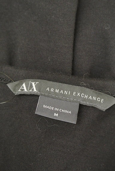 ARMANI（アルマーニ）の古着「ゴールドチャーム付き半袖黒Ｔシャツ（Ｔシャツ）」大画像６へ