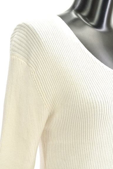 Christian Dior（クリスチャンディオール）の古着「袖配色Vネックリブニット（ニット）」大画像４へ