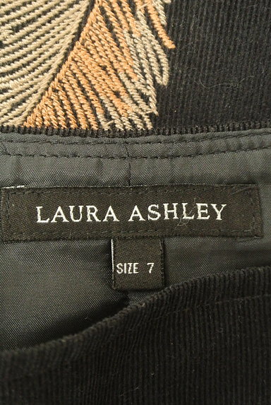 Laura Ashley（ローラアシュレイ）の古着「羽柄刺繍大人エスニックスカート（スカート）」大画像６へ