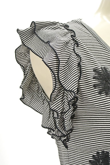 Lois CRAYON（ロイスクレヨン）の古着「花×ボーダーフリル半袖カットソー（カットソー・プルオーバー）」大画像４へ
