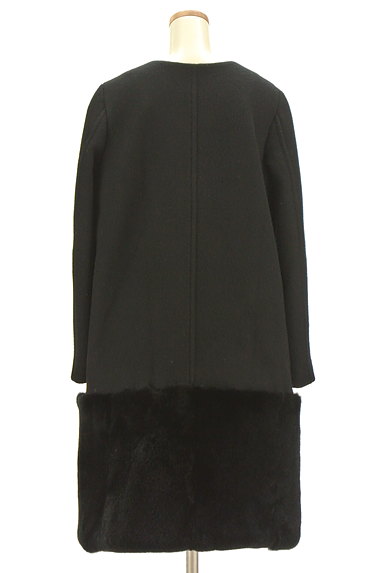 Demi-Luxe BEAMS（デミルクスビームス）の古着「裾ファーＶネックロングコート（コート）」大画像２へ