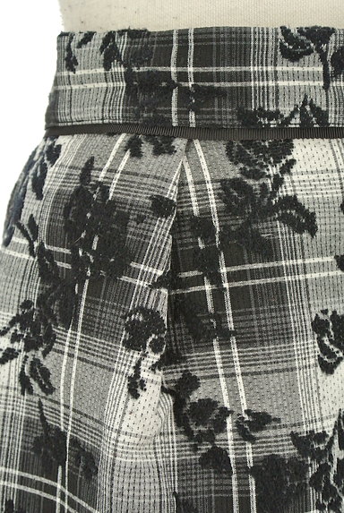 L'EST ROSE（レストローズ）の古着「フロッキー花柄ミディ丈スカート（スカート）」大画像４へ