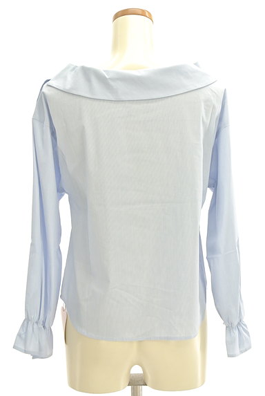 Couture Brooch（クチュールブローチ）の古着「袖ギャザーブラウス（カジュアルシャツ）」大画像２へ