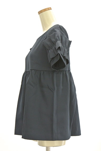 Couture Brooch（クチュールブローチ）の古着「袖ギャザーフリル切替ブラウス（カットソー・プルオーバー）」大画像３へ