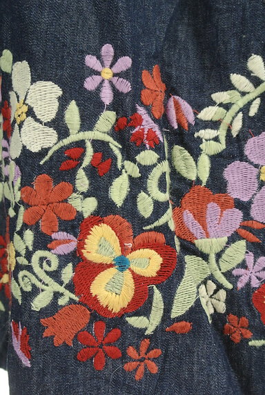 Clice de Paris（クリシェドゥパリス）の古着「フラワー刺繍ミモレ丈スカート（ロングスカート・マキシスカート）」大画像４へ