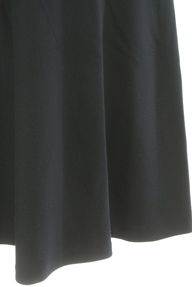 NATURAL BEAUTY BASIC（ナチュラルビューティベーシック）の古着「膝下丈シンプルフレアスカート（スカート）」大画像５へ
