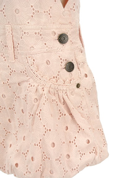 LIZ LISA（リズリサ）の古着「総刺繍レースサロペットミニスカート（オーバーオール・サロペット）」大画像５へ
