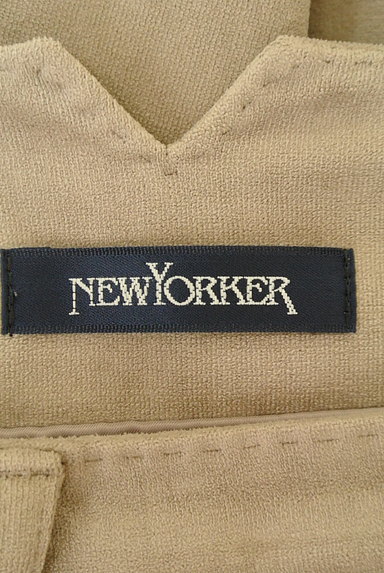 NEW YORKER（ニューヨーカー）の古着「グレーベロアセミタイト膝丈スカート（スカート）」大画像６へ
