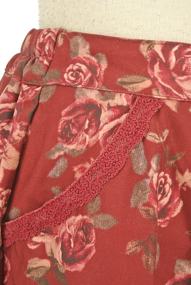 axes femme（アクシーズファム）の古着「花柄フレアキュロットパンツ（ショートパンツ・ハーフパンツ）」大画像４へ