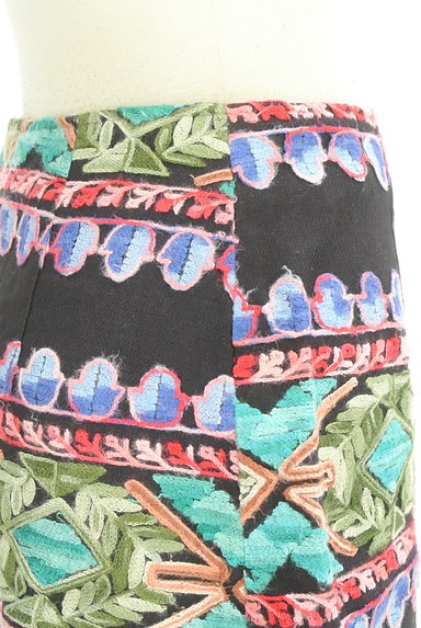 REDYAZEL（レディアゼル）の古着「刺繍ミニスカート（ミニスカート）」大画像５へ