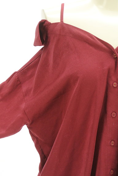REDYAZEL（レディアゼル）の古着「肩紐付きオフショルダーシャツ（ブラウス）」大画像４へ