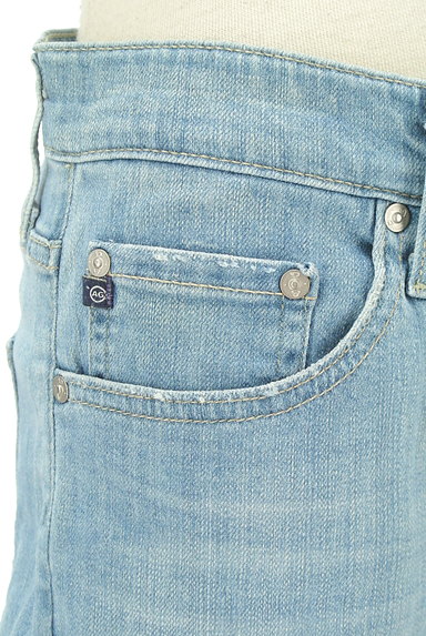 AG jeans（エージー）の古着「ライトインディゴハーフ丈デニムパンツ（デニムパンツ）」大画像４へ
