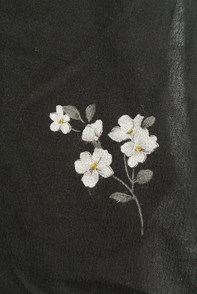 Snidel（スナイデル）の古着「花柄フリルシアーブラウス（カットソー・プルオーバー）」大画像５へ