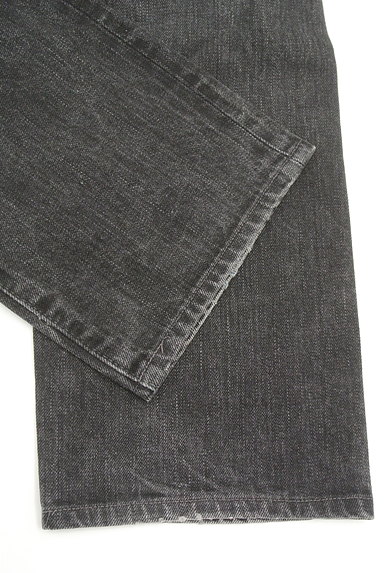 OKURA（オクラ）の古着「ウォッシュド加工ブラックデニム（デニムパンツ）」大画像３へ