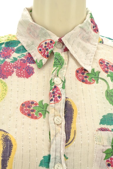 CUBE SUGAR（キューブシュガー）の古着「ラメストライプフルーツ柄シャツ（カジュアルシャツ）」大画像４へ