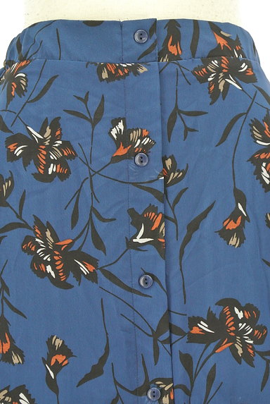 Avan Lily（アヴァンリリィ）の古着「花柄裾フレアロングスカート（ロングスカート・マキシスカート）」大画像４へ