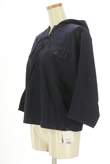 HUMAN WOMAN（ヒューマンウーマン）の古着「ドルマンフード付き7分袖プルオーバー（カットソー・プルオーバー）」大画像３へ