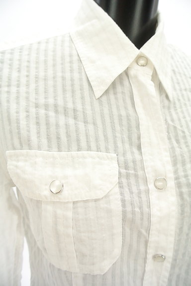INED（イネド）の古着「七分袖シアーストライプ柄シャツ（カジュアルシャツ）」大画像４へ