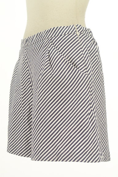 MERCURYDUO（マーキュリーデュオ）の古着「斜めストライプ柄キュロットパンツ（ショートパンツ・ハーフパンツ）」大画像３へ